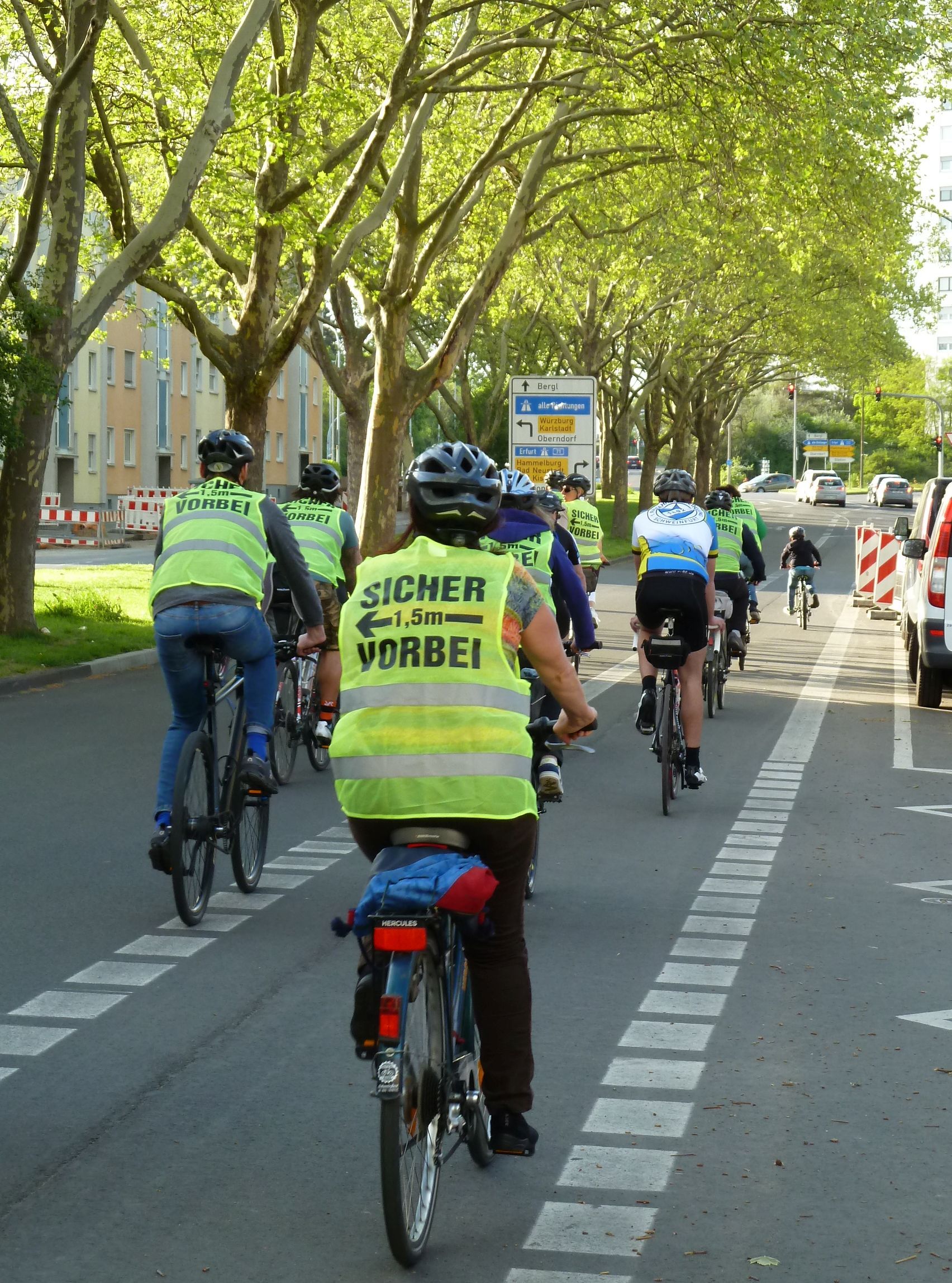 Aktion Warnwesten für Radfahrer